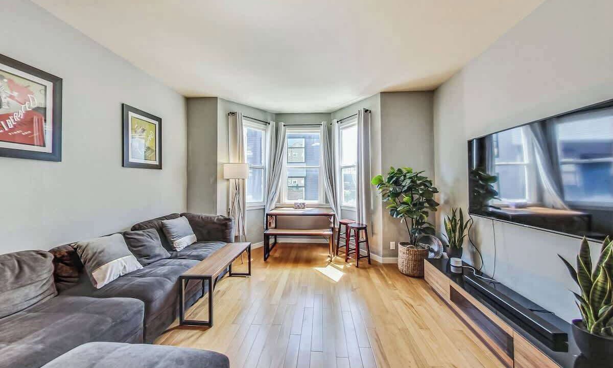 Photo of Bedroom in Downtown San Francisco