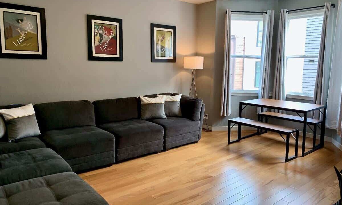 Photo of Bedroom in Downtown San Francisco