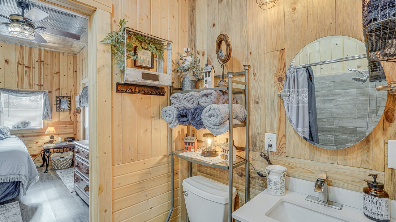 Photo of Bathroom in Rucker