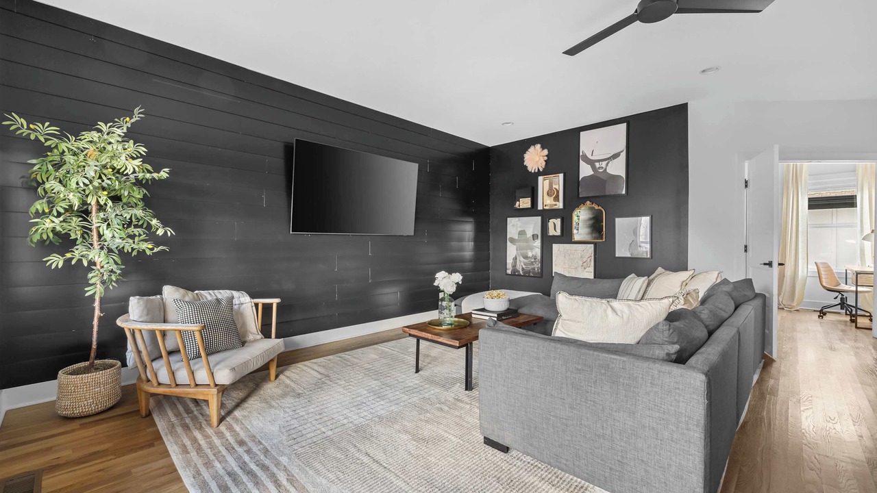 Photo of Livingroom in Edgehill