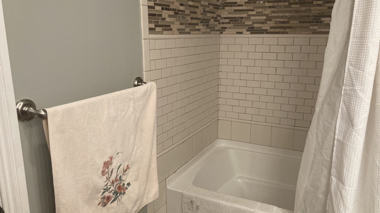 Photo of Bathroom in Agoura Hills
