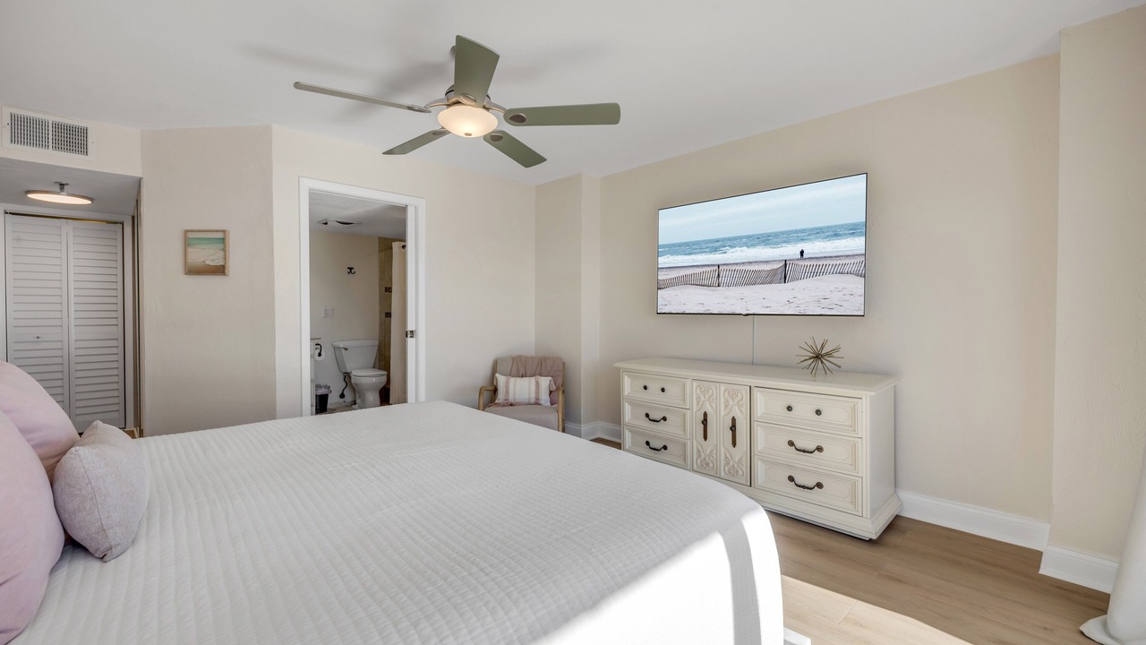 Photo of Bedroom in Ormond-by-the-Sea