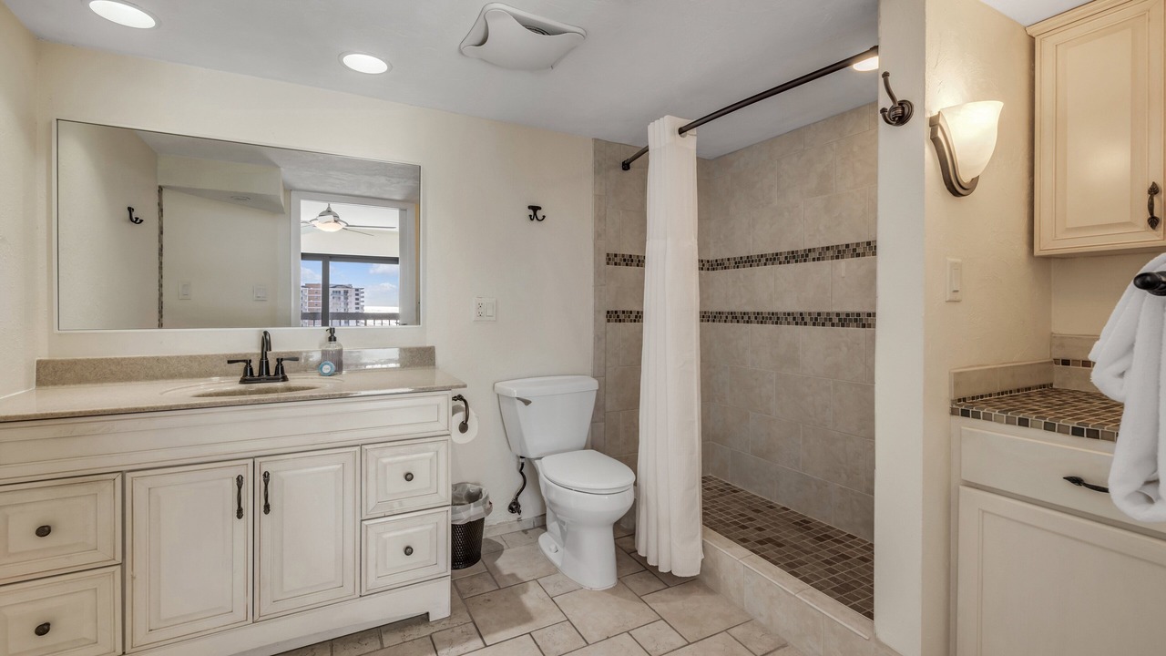Photo of Bathroom in Ormond-by-the-Sea
