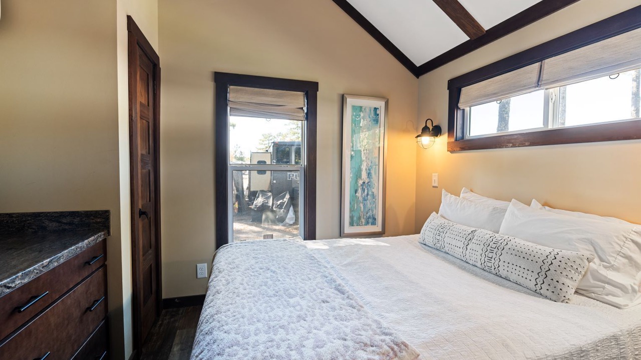 Photo of Bedroom in Gadsden