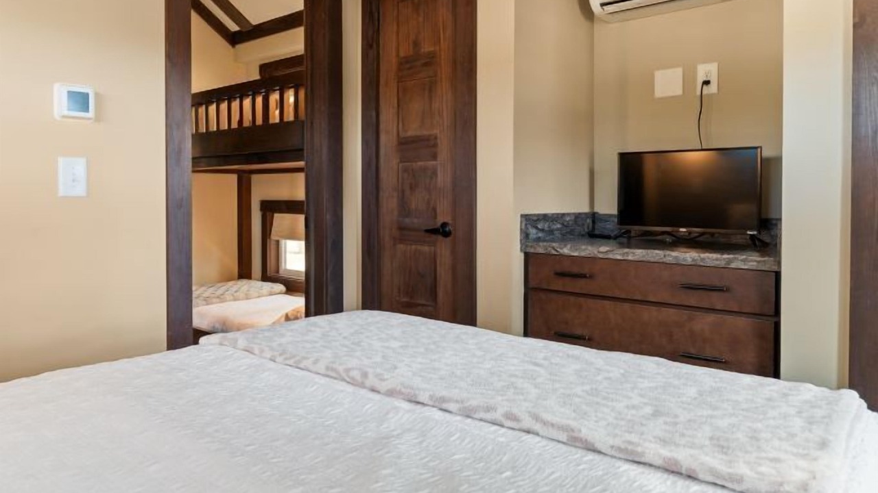 Photo of Bedroom in Gadsden