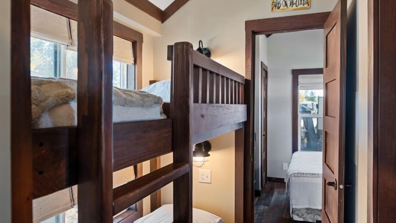 Photo of Bedroom in Gadsden