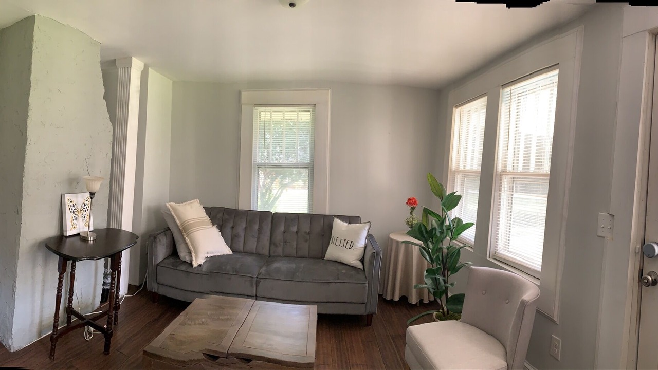 Photo of Livingroom in New Bern