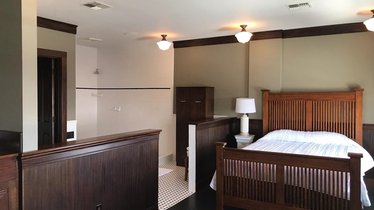 Photo of Bedroom in Brownstown