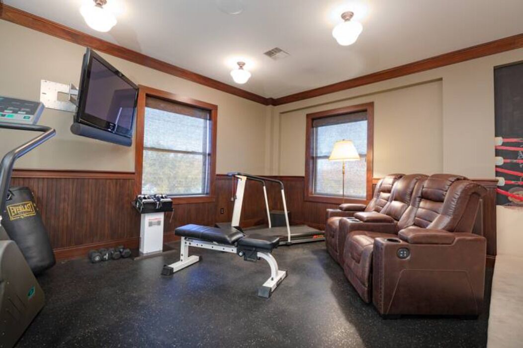 Photo of Others in Brownstown