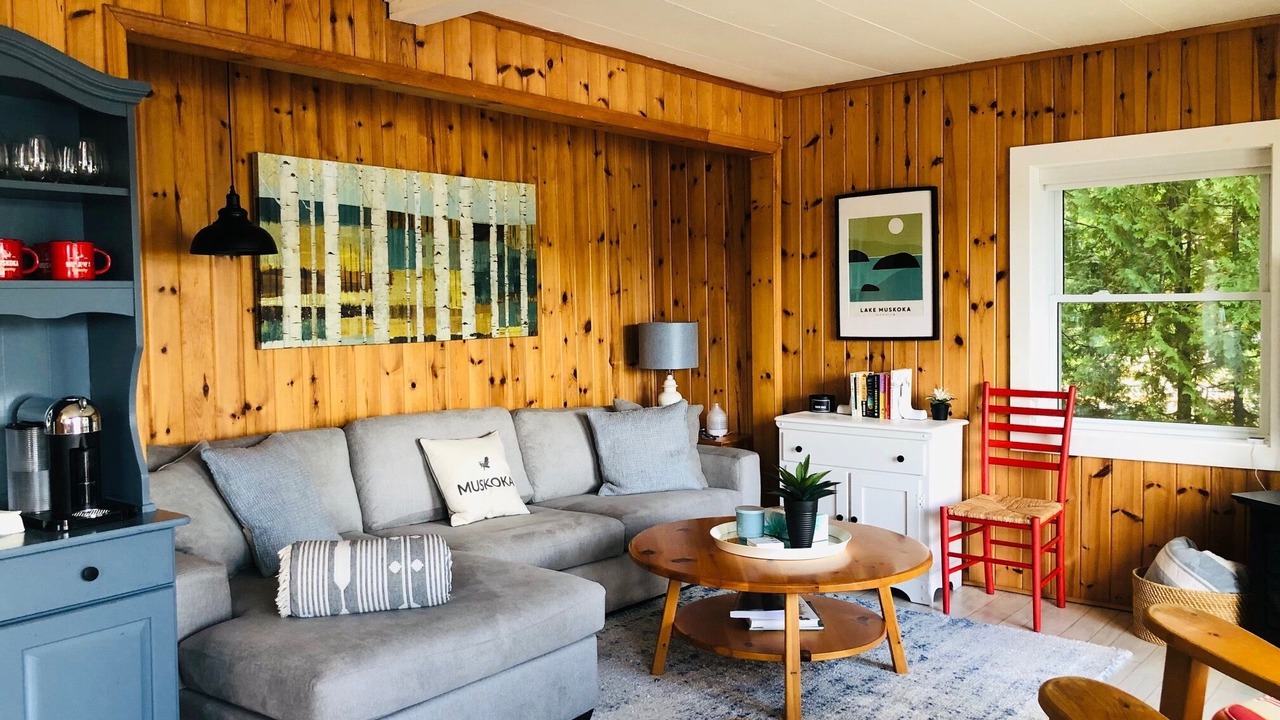 Photo of Livingroom in Gravenhurst