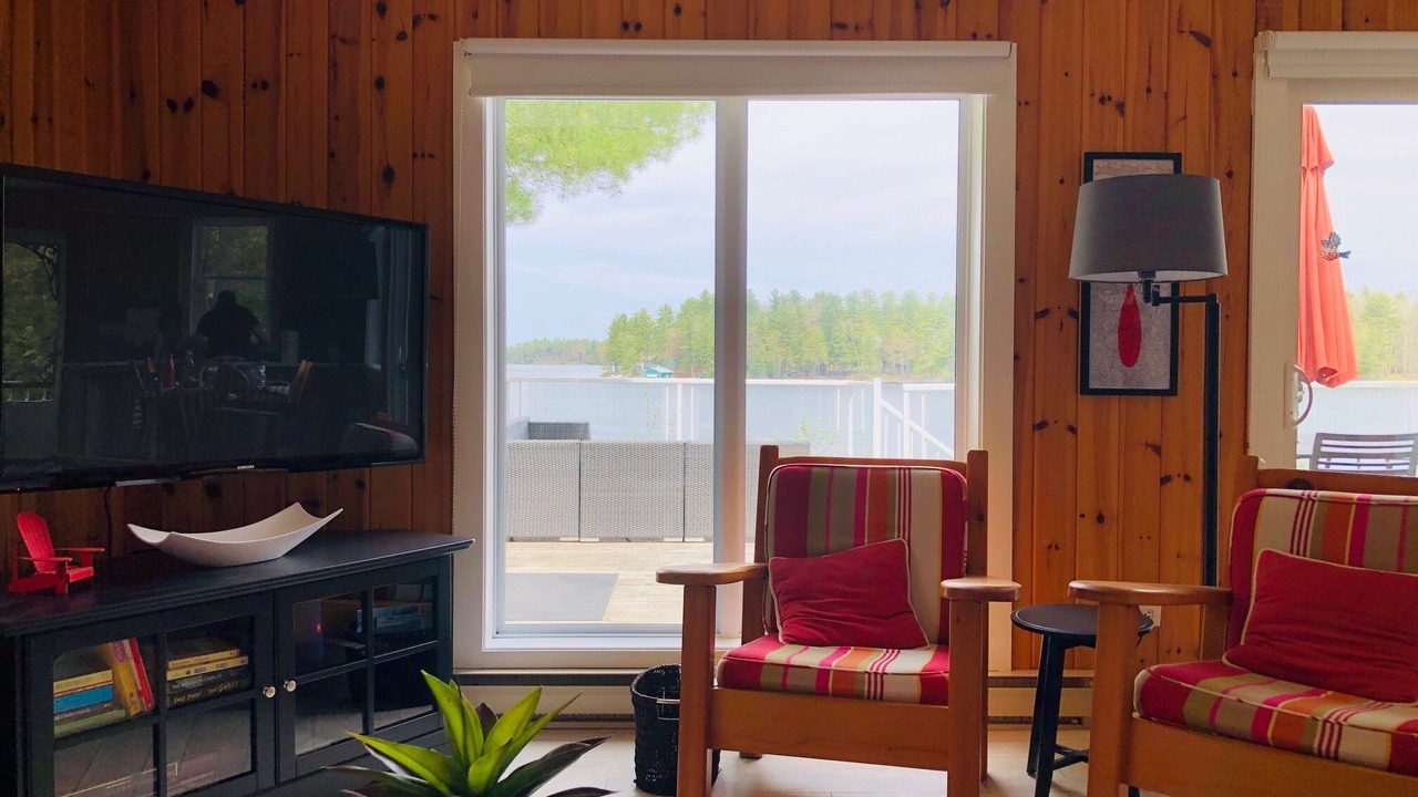 Photo of Livingroom in Gravenhurst