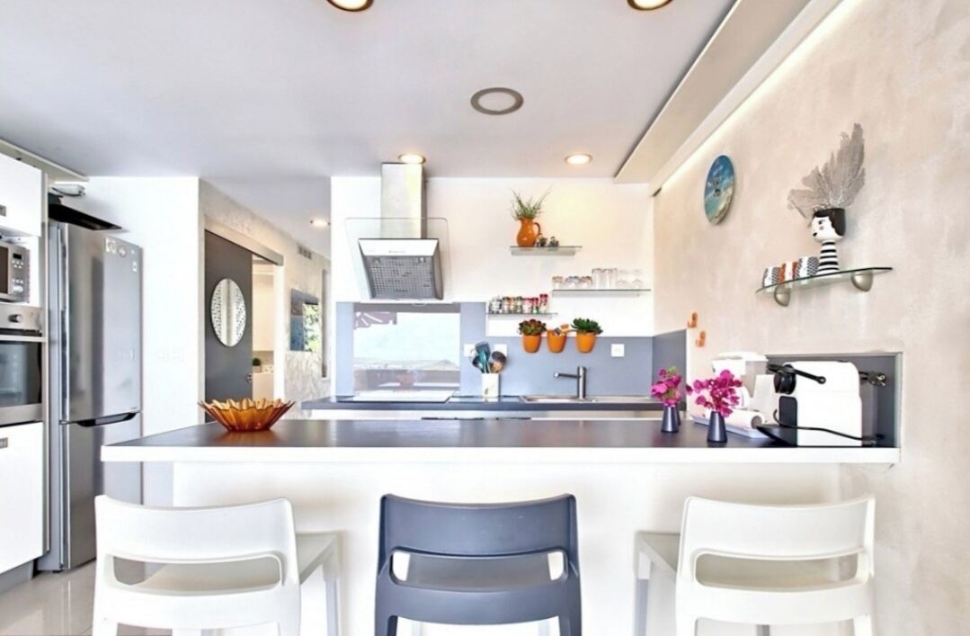 Photo of Kitchen in Orient Bay