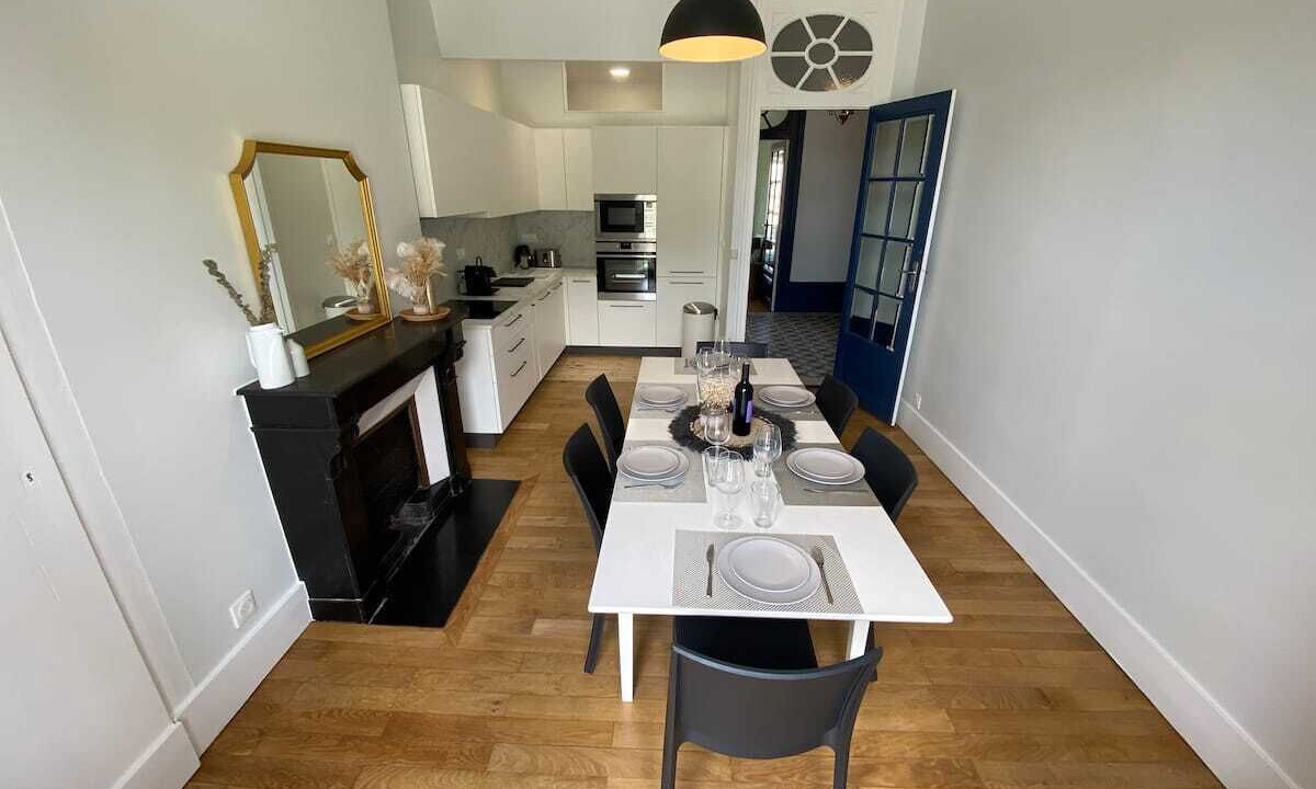 Photo of Others in Secteur 1