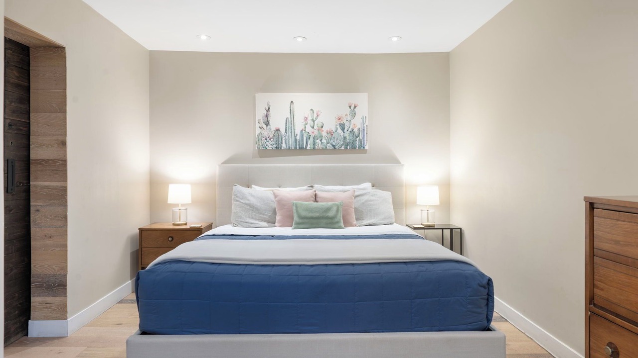 Photo of Bedroom in Scottsdale Estates Nine