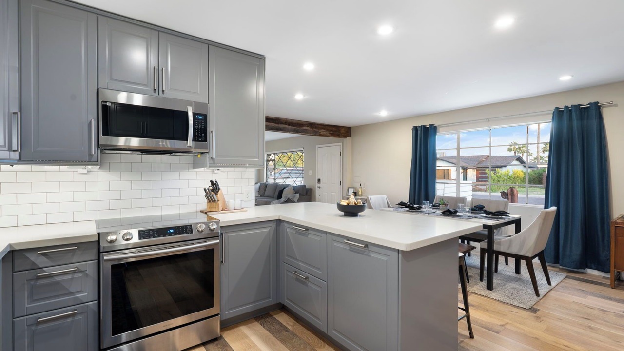 Photo of Kitchen in Scottsdale Estates Nine