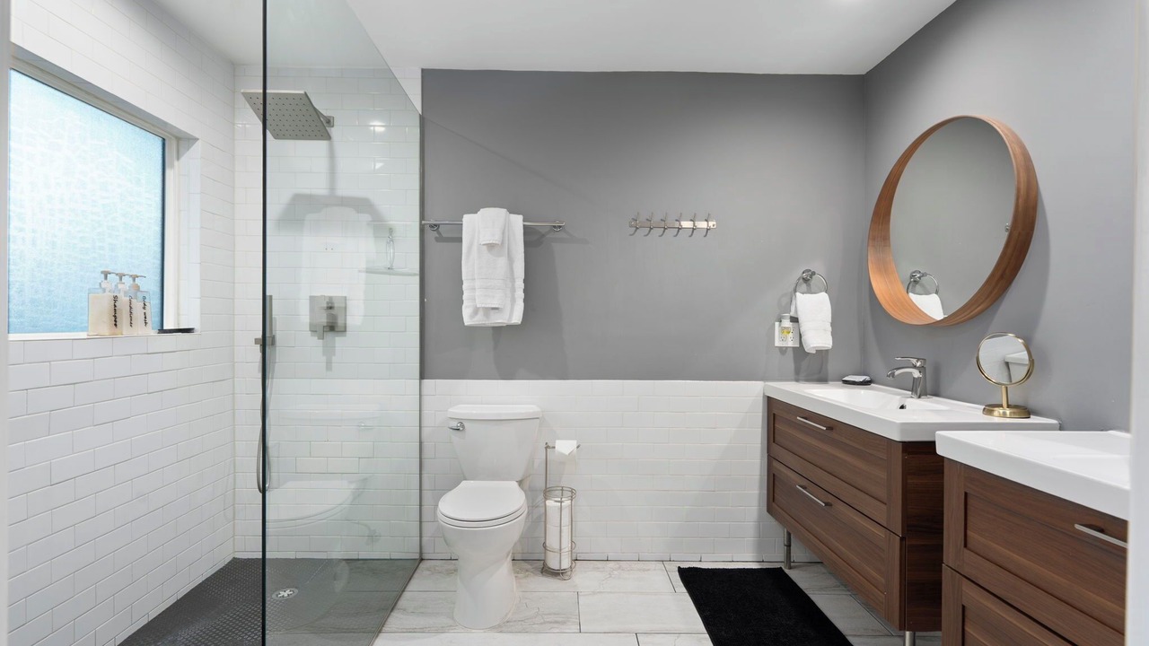 Photo of Bathroom in Scottsdale Estates Nine
