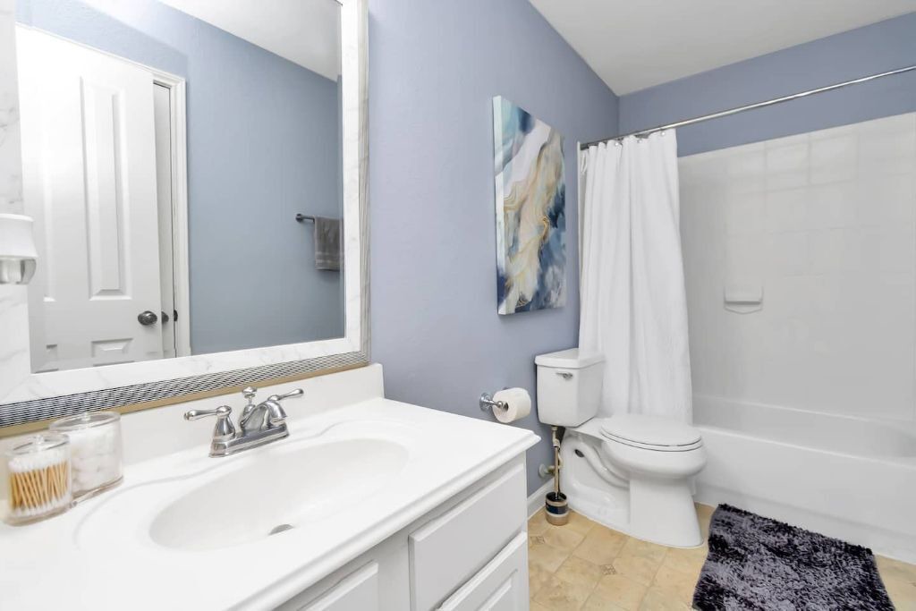 Photo of Bathroom in Clodine