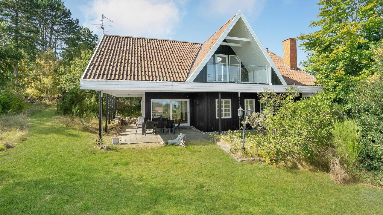 Photo of Others in Knebel