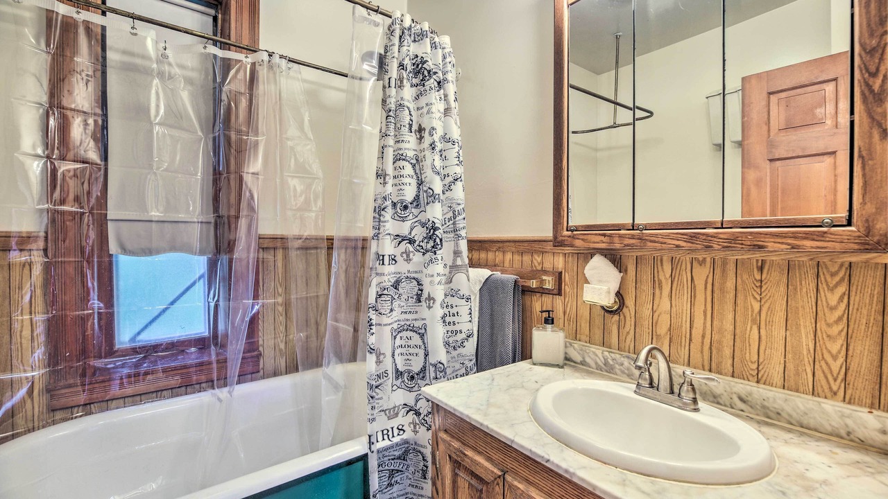 Photo of Bathroom in Plattsburgh