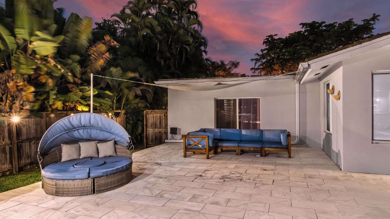 Photo of Patio Balcony in El Portal