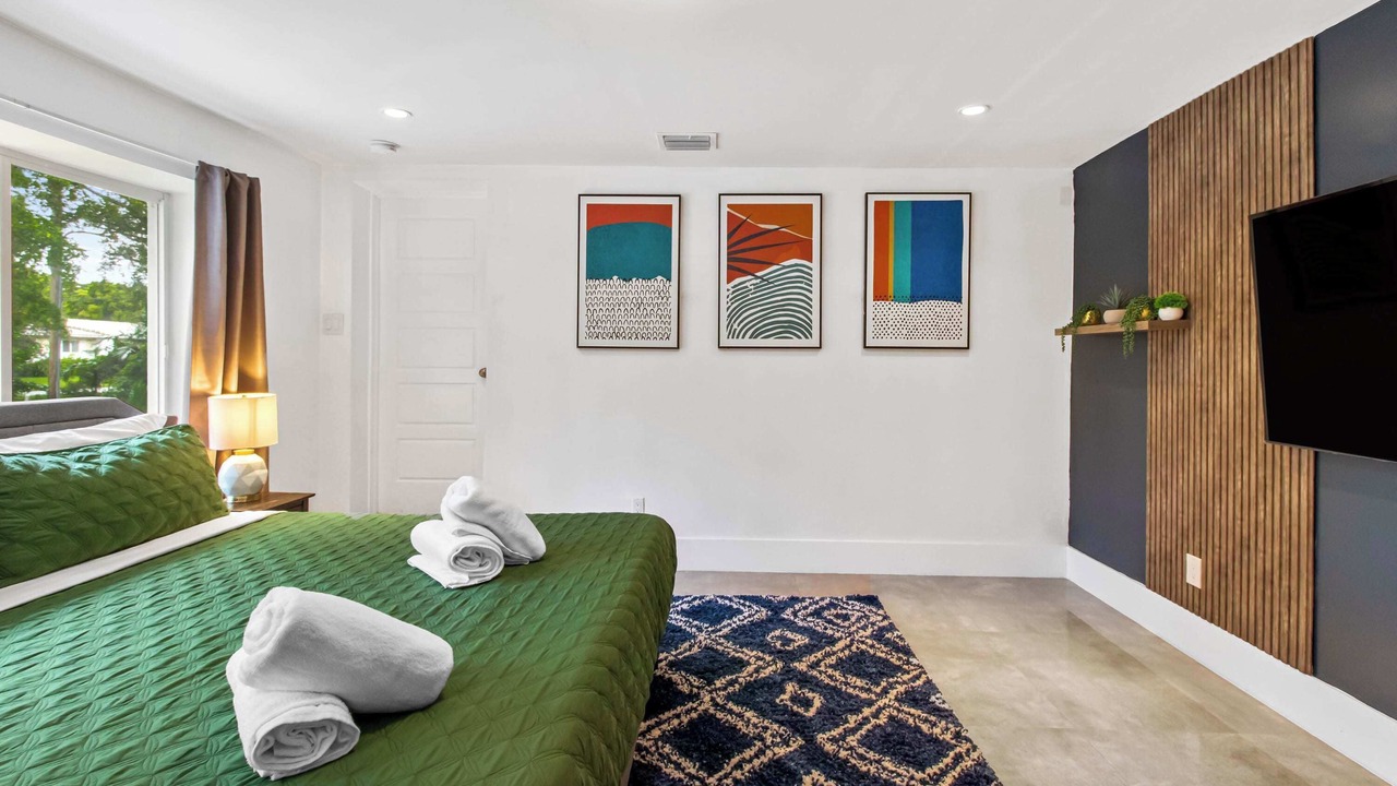 Photo of Bedroom in El Portal