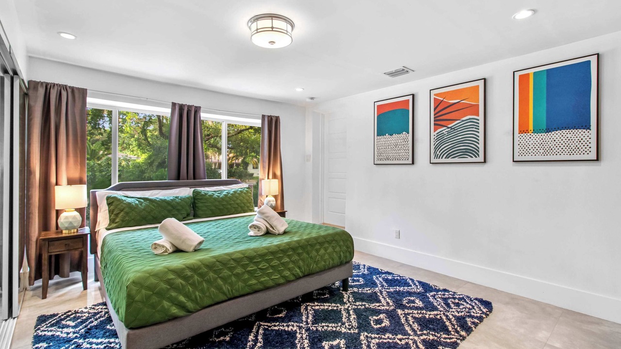 Photo of Bedroom in El Portal