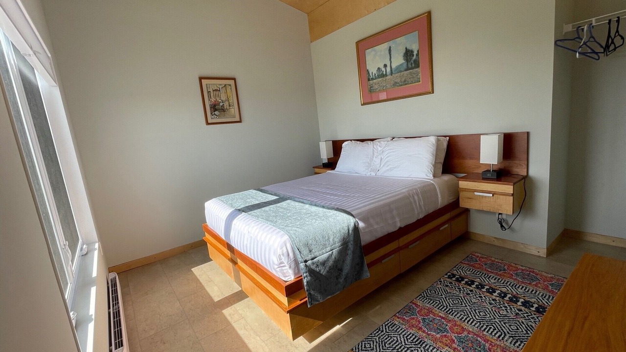 Photo of Bedroom in Iona