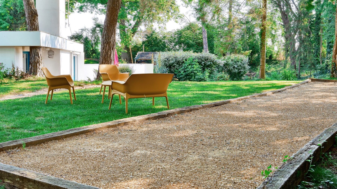 Photo of Outdoor in Roupy