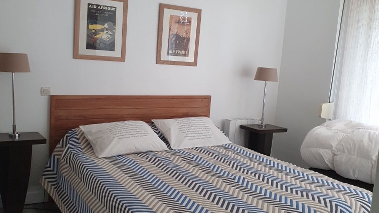 Photo of Bedroom in Roupy