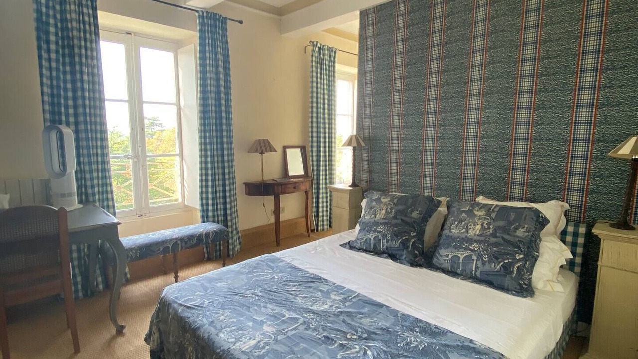 Photo of Bedroom in Saint-Victor-des-Oules