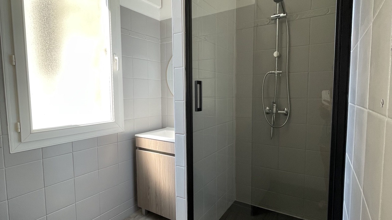 Photo of Bathroom in Castelnaudary