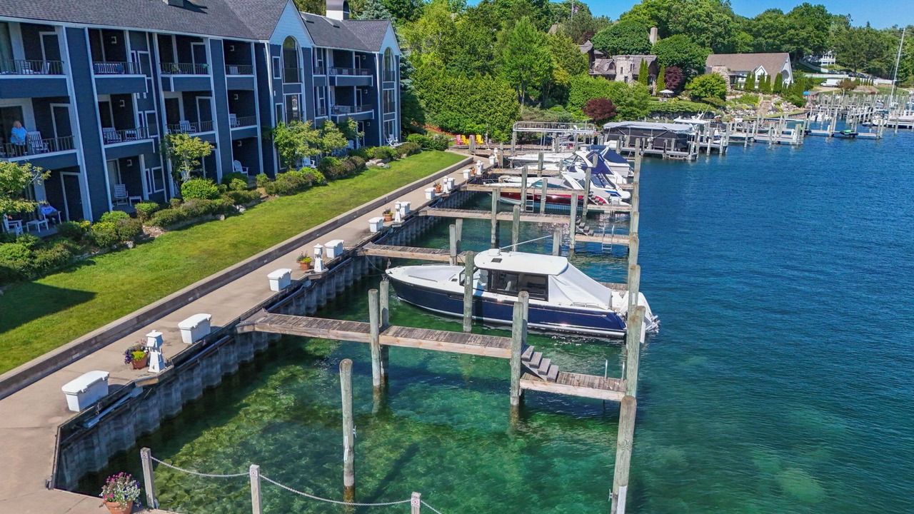 Photo of Others in Charlevoix