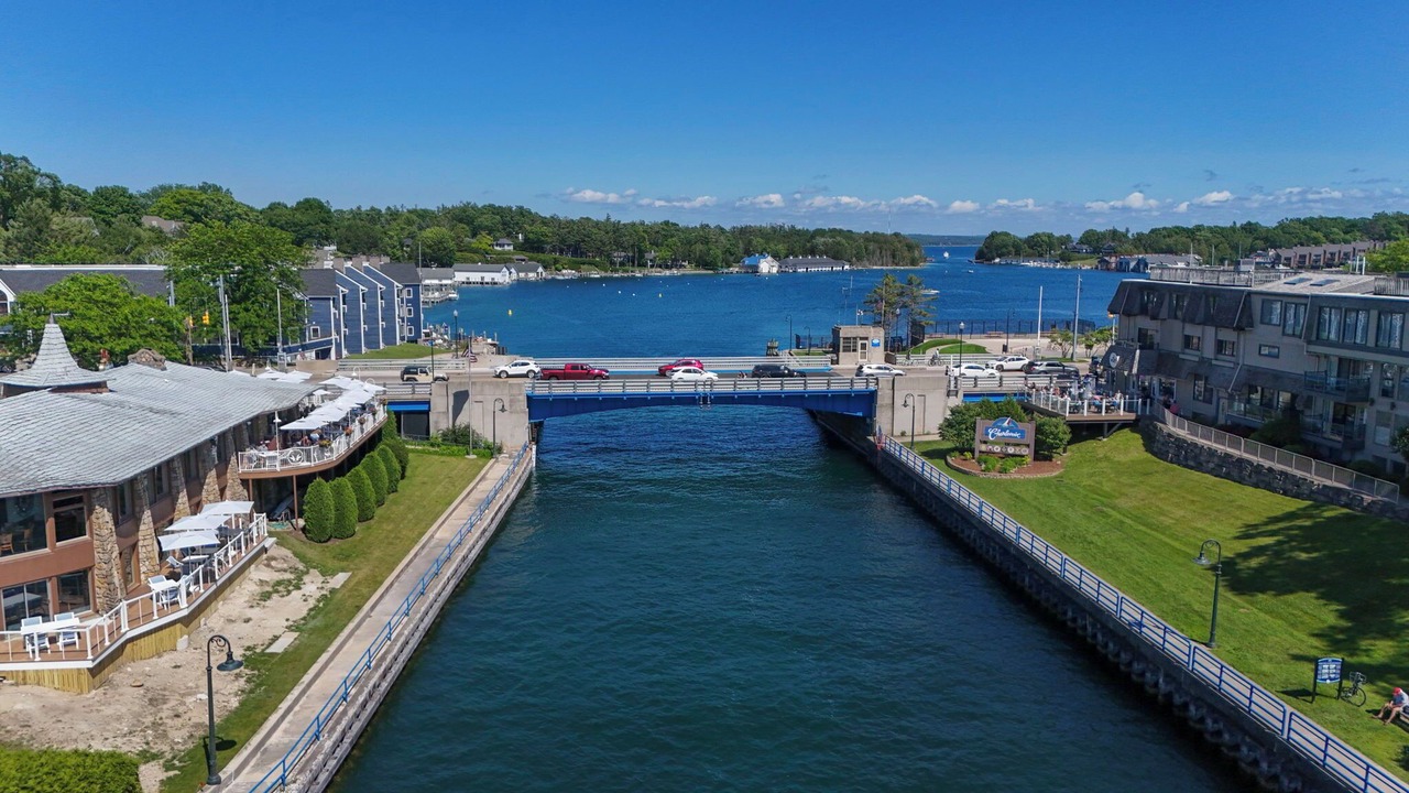 Photo of Others in Charlevoix