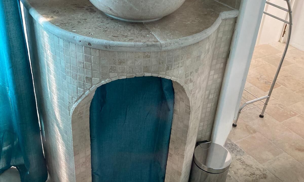 Photo of Bathroom in Nyons