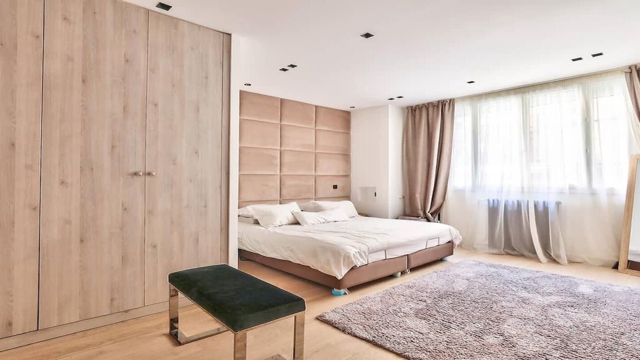 Photo of Bedroom in Chaillot