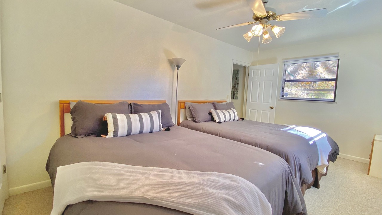 Photo of Bedroom in Bryson City