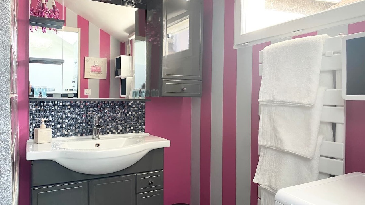 Photo of Bathroom in Dieppe