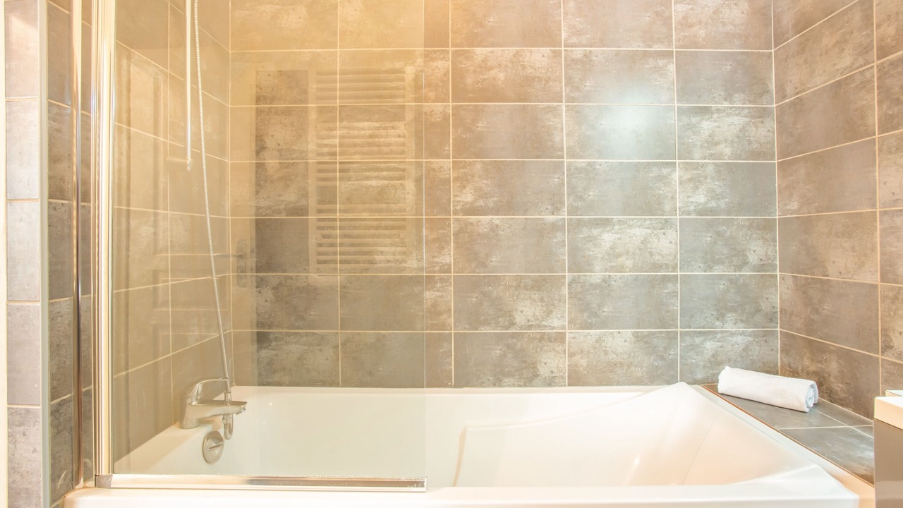 Photo of Bathroom in Opera