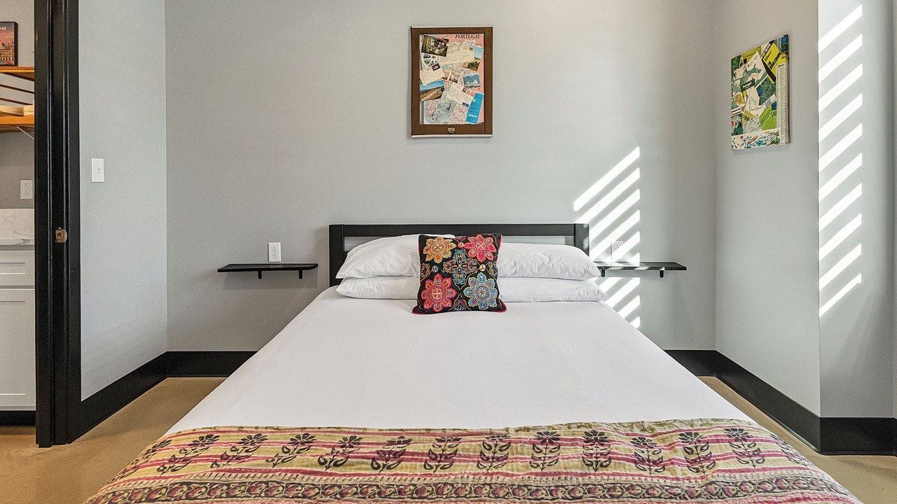 Photo of Bedroom in Pacific