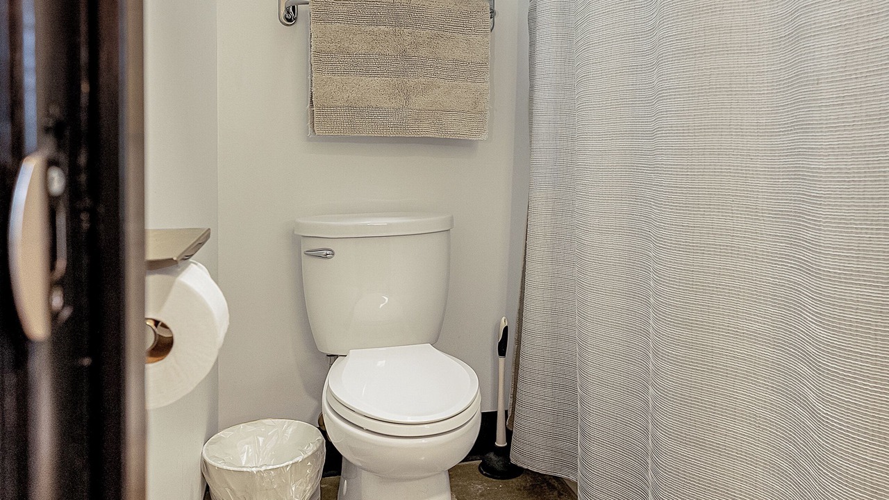 Photo of Bathroom in Pacific