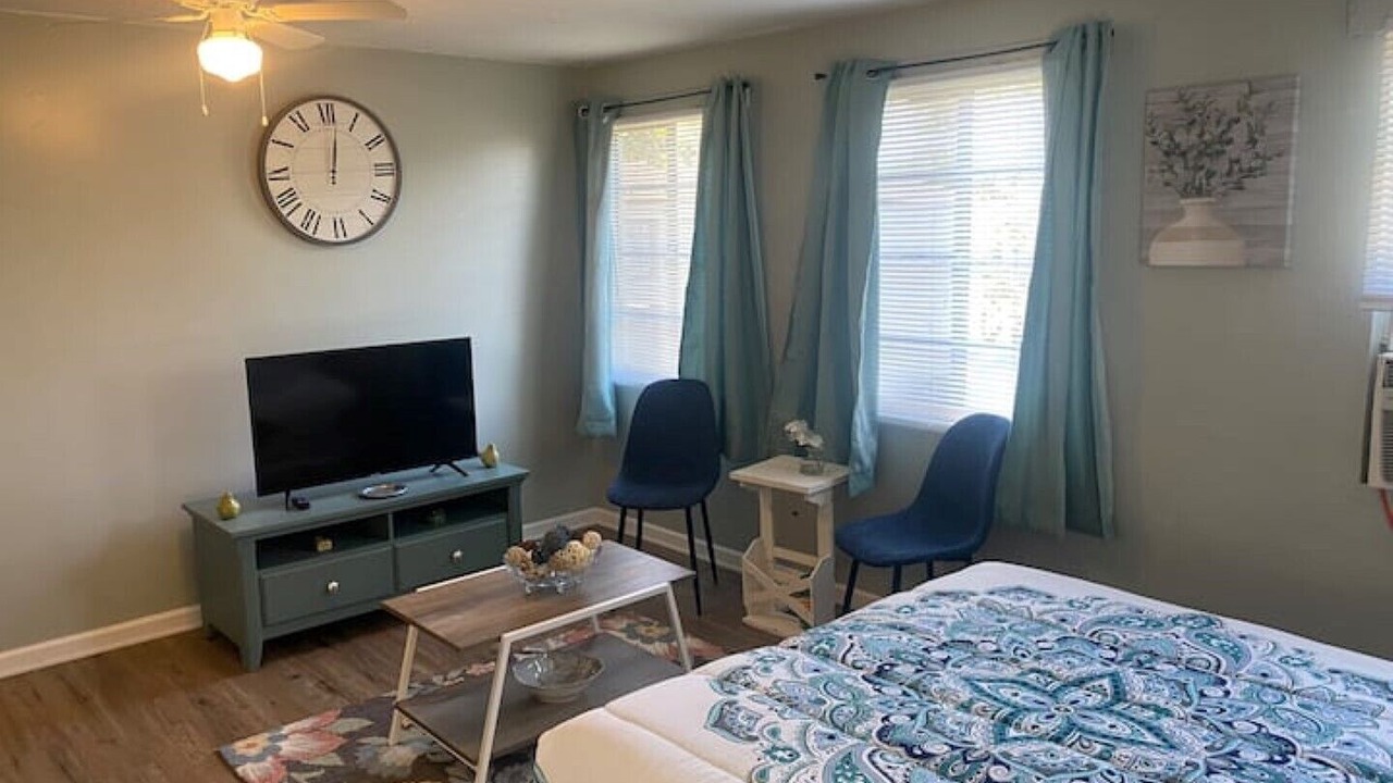 Photo of Bedroom in Valdosta