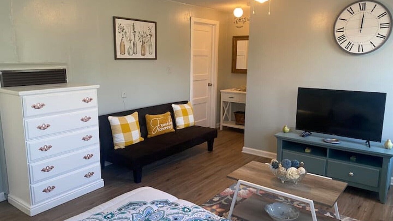 Photo of Bedroom in Valdosta