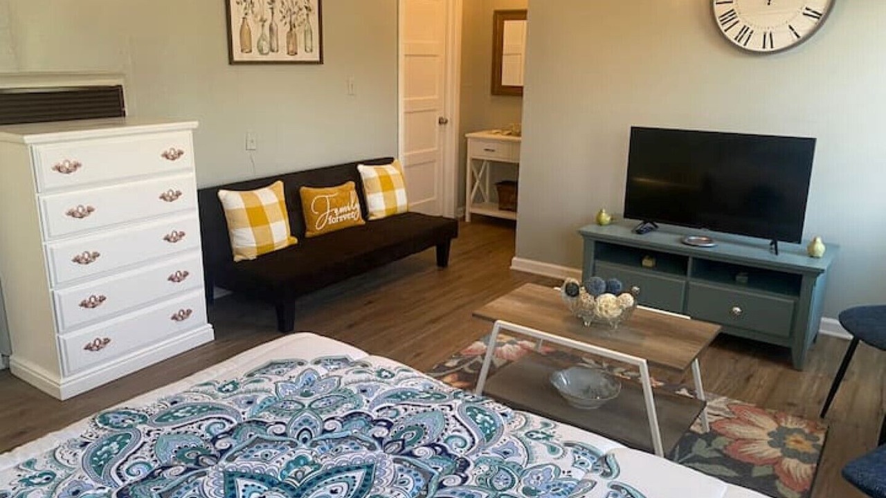 Photo of Bedroom in Valdosta