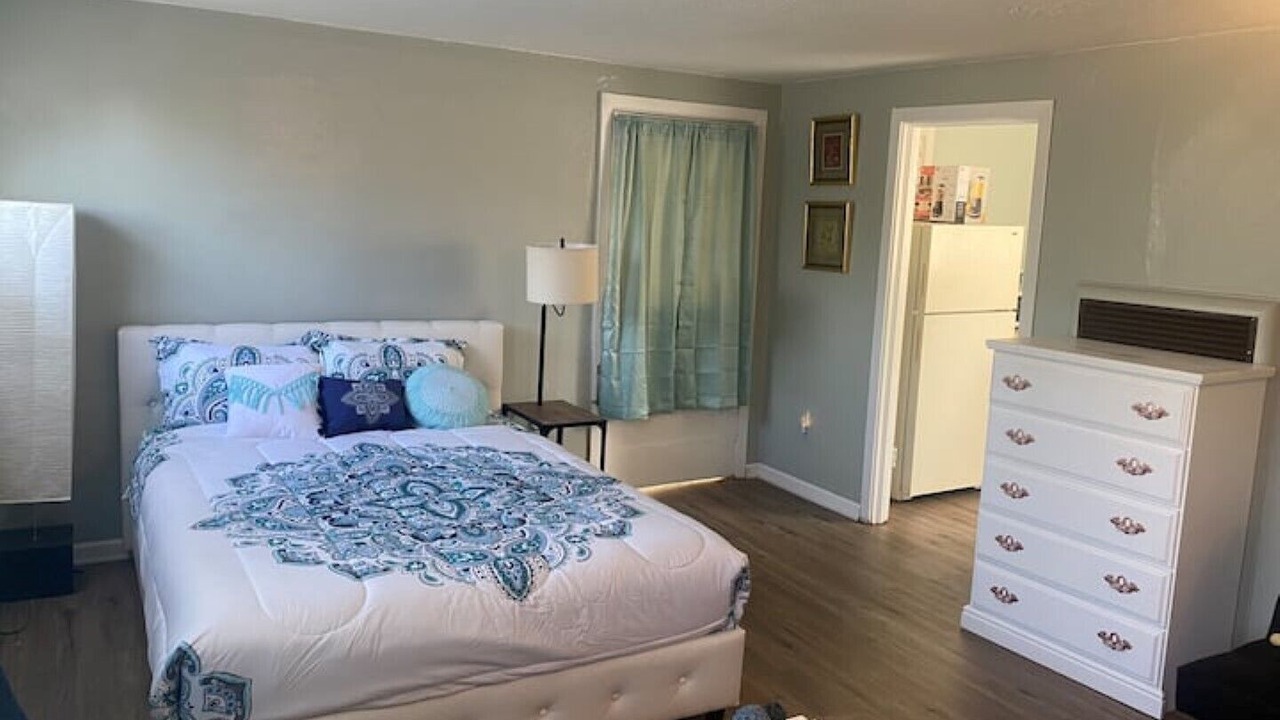 Photo of Bedroom in Valdosta