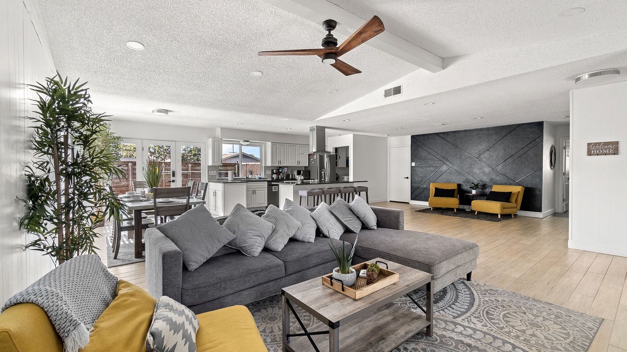 Photo of Livingroom in Richardson