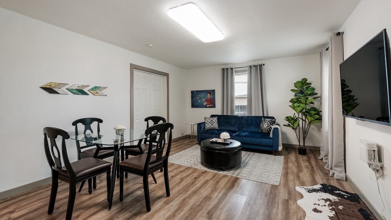 Photo of Livingroom in Olmos Park