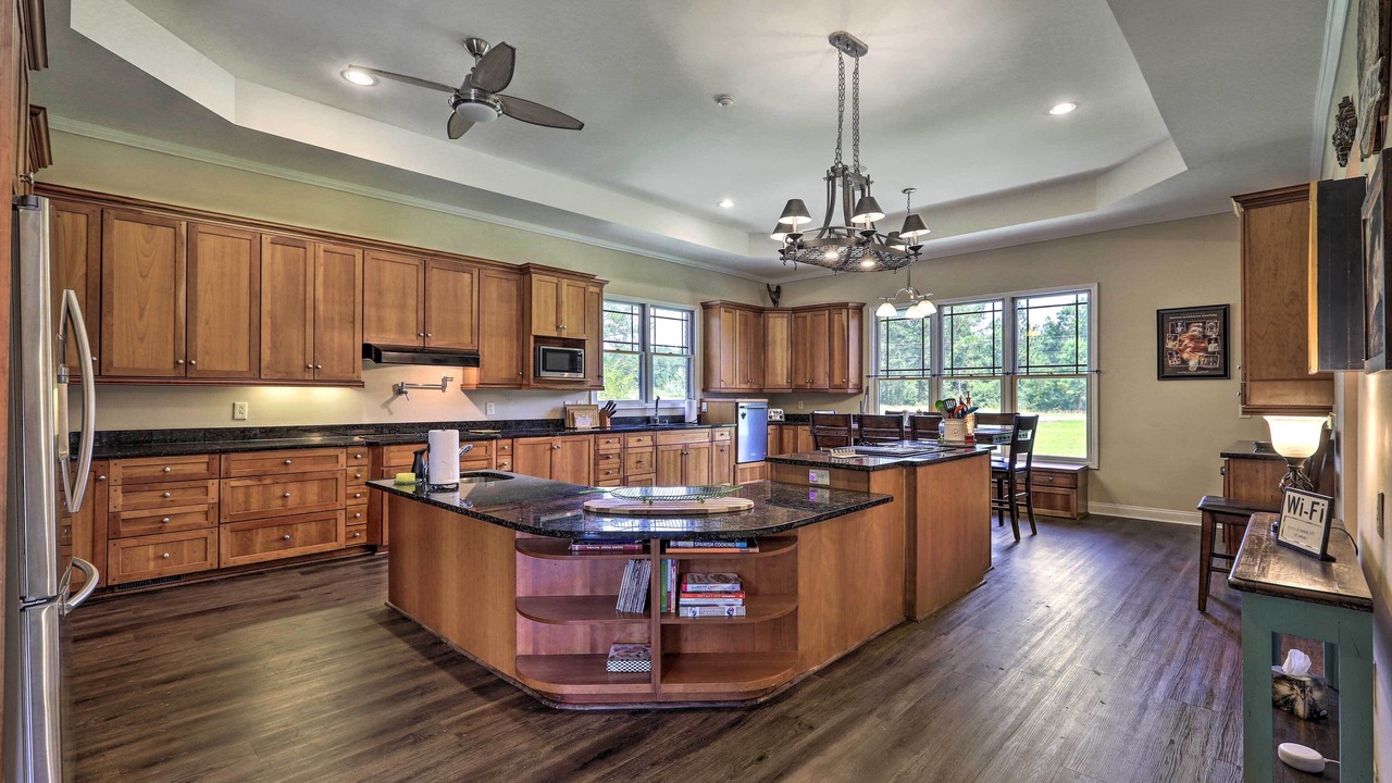 Photo of Others in Houston County