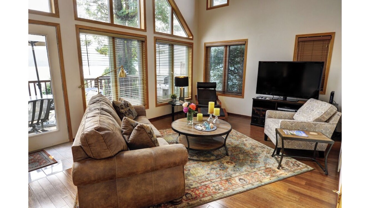 Photo of Livingroom in Liberty Lake