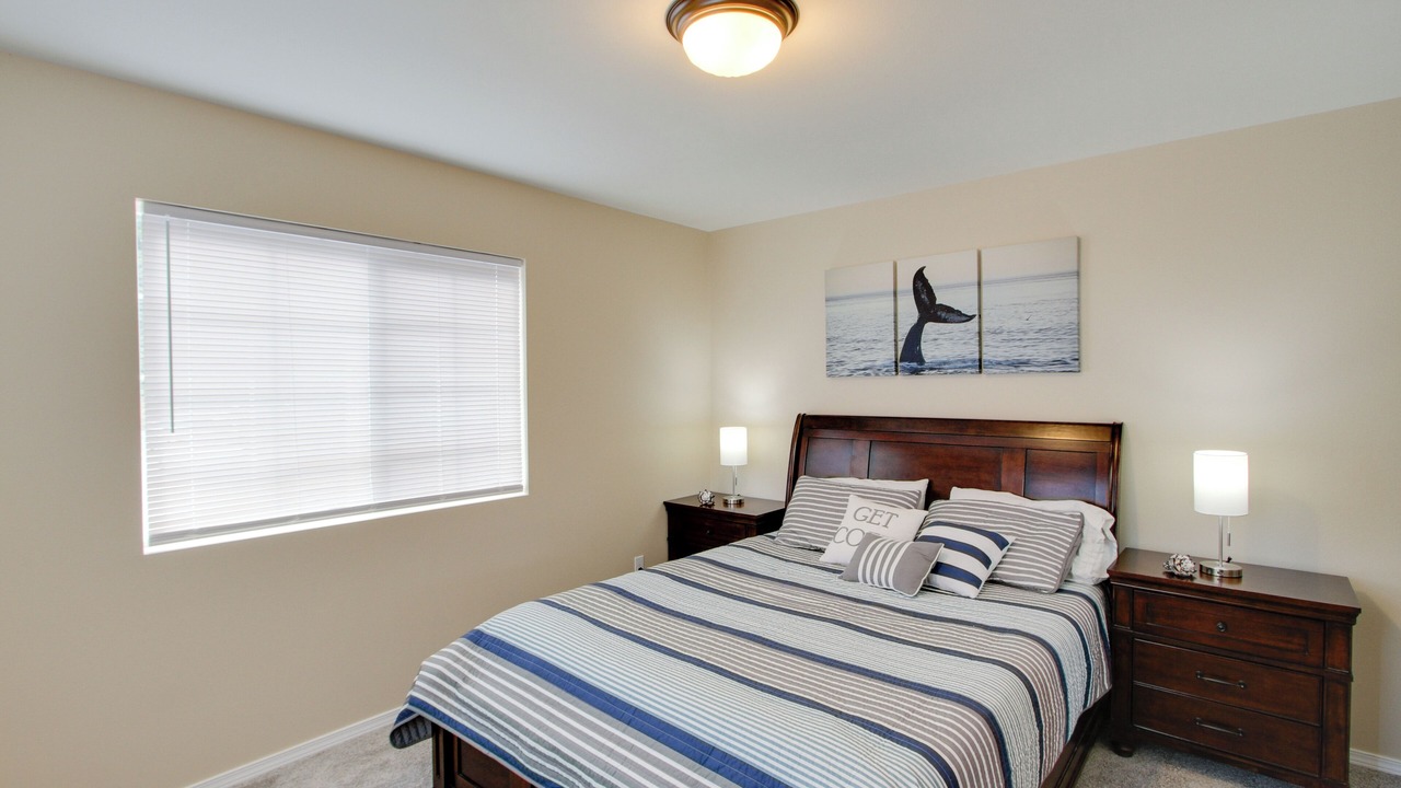 Photo of Others in Allyn