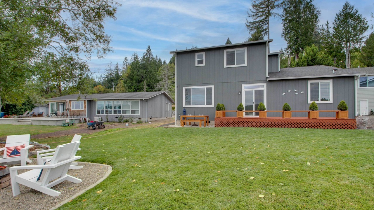 Photo of Others in Allyn